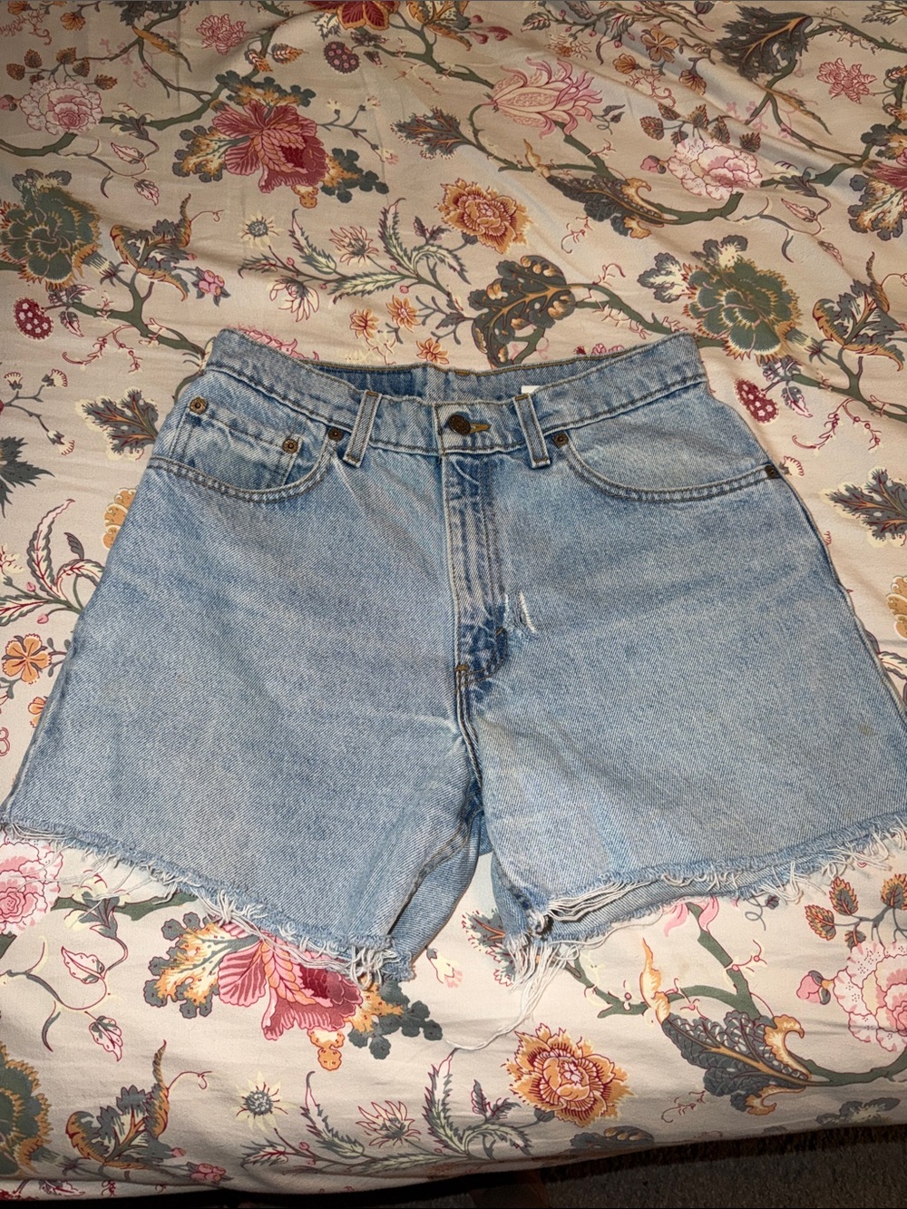 Levi Casual High-Rise Light Blue Denim Shorts